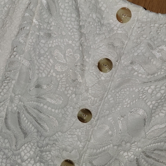 White lace floral dress - Picture 2 of 4